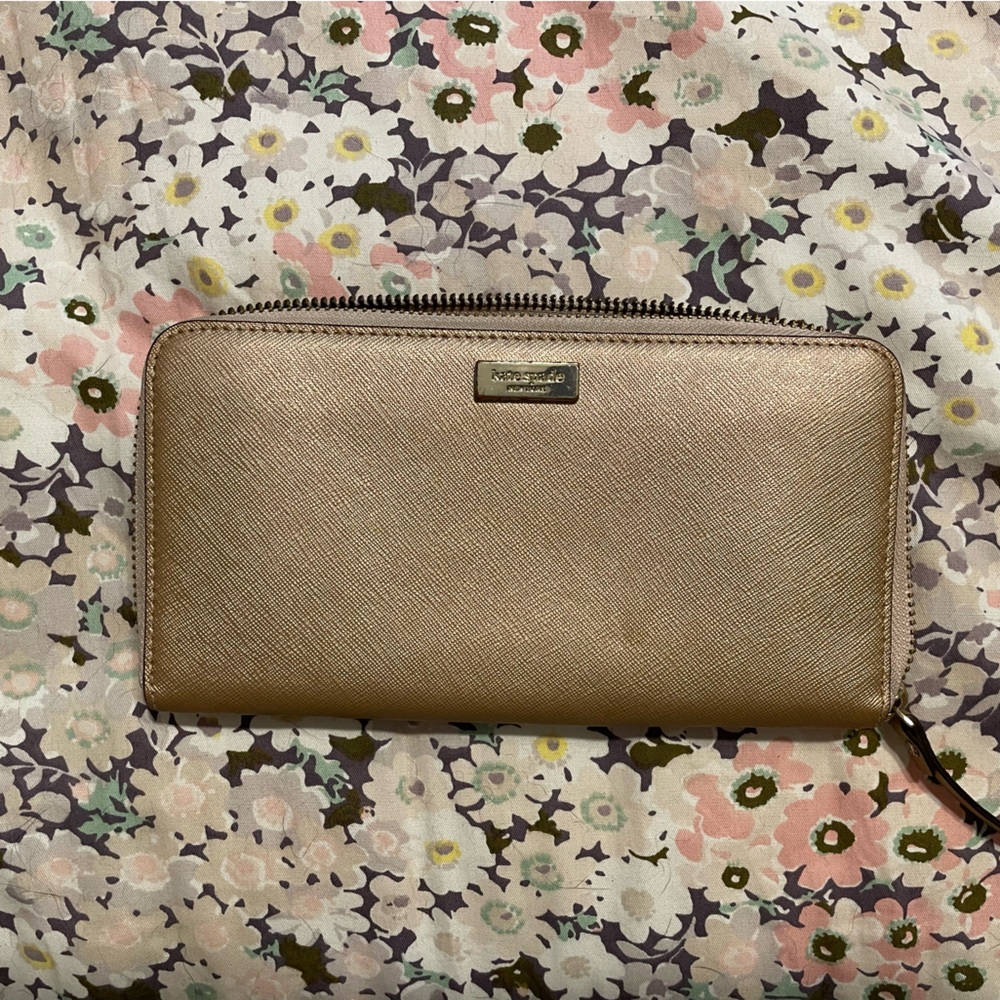 Kate Spade champagne Wallet